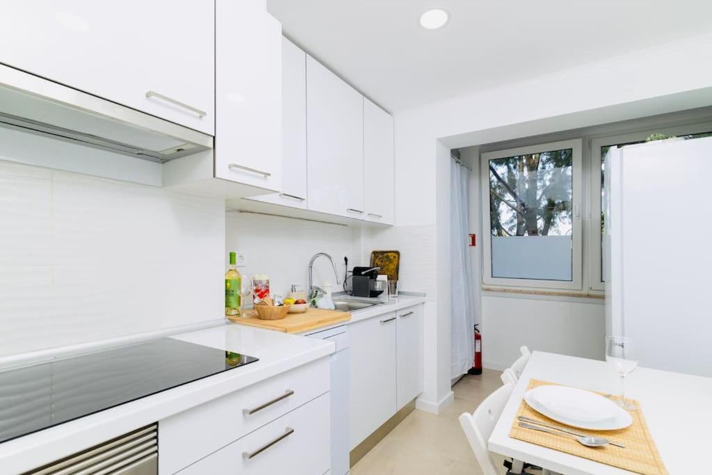 Apartment Modern 3 Bedroom Flat In